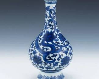 Chinese Blue and White Porcelain Dragon Baluster Bottle Vase for Arabic Market, Qing, Kangxi Marks