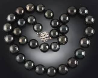 Ladies Tahitian Pearl and Diamond Clasp Necklace 