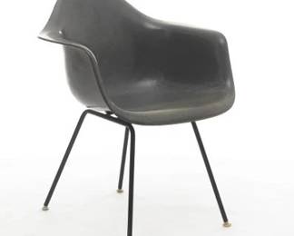 Eames Fiberglass Shell Armchair
