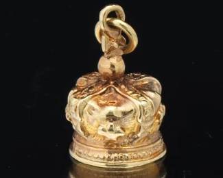 Vintage Gold Crown Pendant 