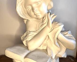 Austin Productions Statue "Entranced" signed by Pablo Verde