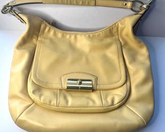 Coach Yellow Leather Purse (to be authenticated)