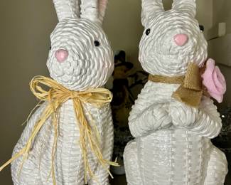 Kirklands Plaster Bunnies