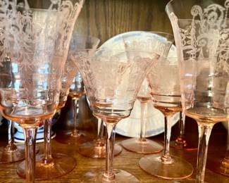 Cambridge Cleo Pink Etched Wineglasses
