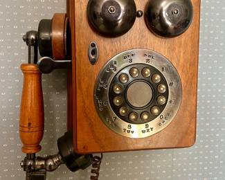 Vintage Rotary Dial Phone
