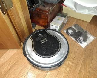 Shark ION ROBOT Vac NEEDS NEW BATTERY