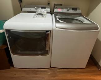 GE Washer & Dryer. Year is unknown but they work GREAT!!