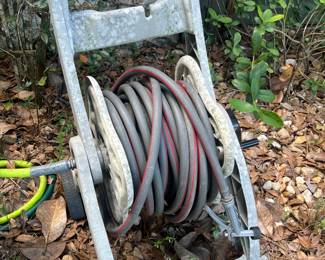 Garden Hose w/Caddy