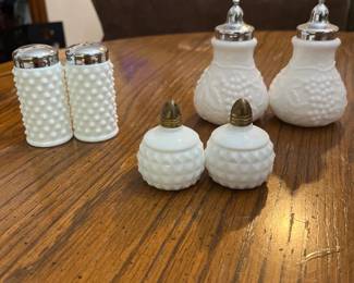 Anchor Hocking Milk Glass Harvest Grapes S&P Shakers