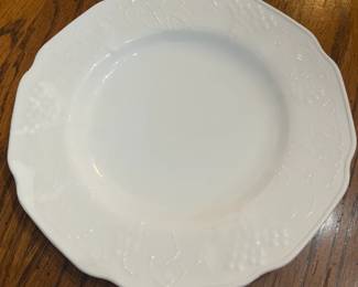 Anchor Hocking Milk Glass Harvest Grapes Dinner Plates (11 avail)