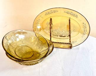 Sharon Cabbage Rose by Federal Glass Co., 24 pieces.