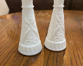 Anchor Hocking Milk Glass Harvest Grapes Bud Vases