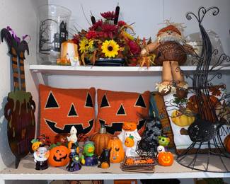 Fall and Halloween decor