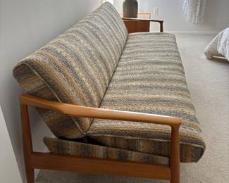MCM DAYBED ORIGINAL STRIPED FABRIC