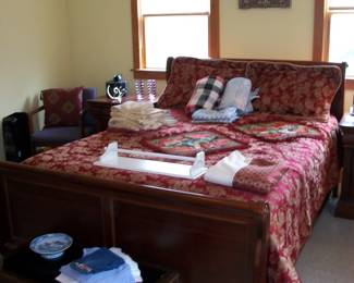 Queen Bed Set