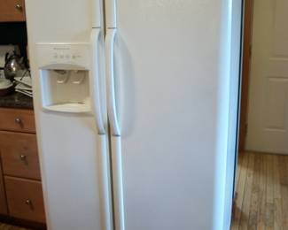 Frigidaire Side/Side