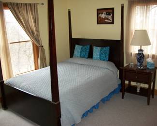 Queen Bed Set