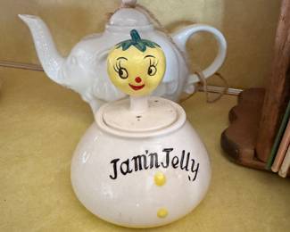 Cutsie Betson  Holt Howard Jelly Jar