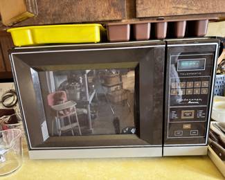 Amana Microwave
