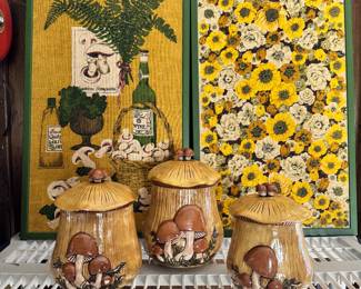 Set of 3 1970's Arnels Mushroom Canisters