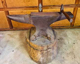 28 x 12 x 5'" Anvil