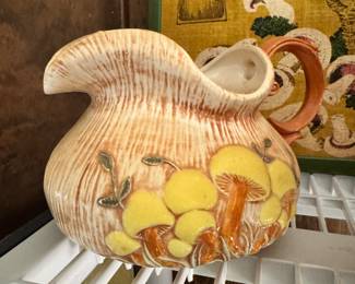 Arnel Magic Mushroom Pitcher