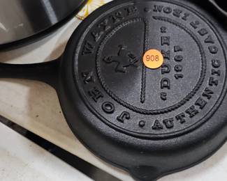 CAST IRON SKILLET