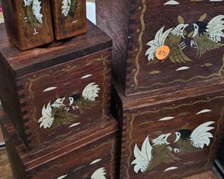 WOODEN CANISTER SET / SALT AND PEPPER
