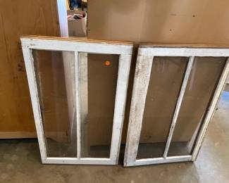 VINTAGE WINDOWS