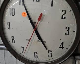 VINTAGE CLOCK