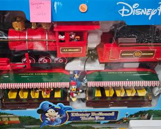 DISNEY TRAIN SET