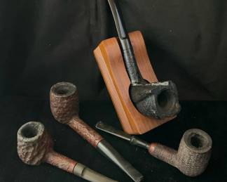Emperior Norton Shell, Sabieni Conventry, Medley More Briar Pipes  Holder 