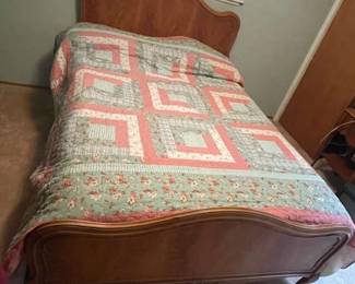 Sweet Carved Detail Bedframe