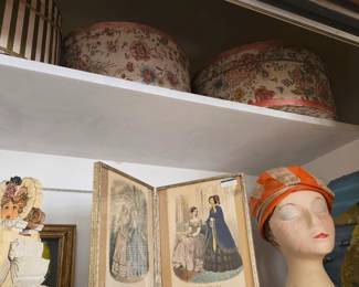 Hat boxes & decor