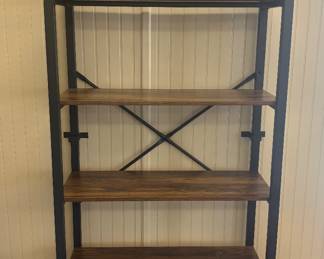 Display Shelve 

Measurements :W 31x D 12 x H 76
Quality : 3 