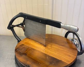 2 of 3 photos : vintage hoop cheese slicer