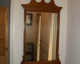 Vintage Colonial Style Wall Mirror