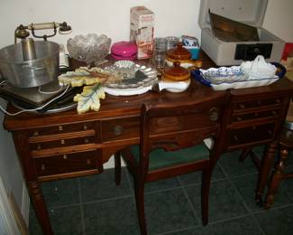 Antique/Vintage Orinoco Furniture 7 Drawer Desl