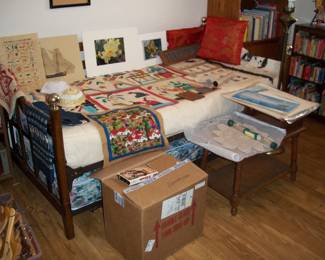 Daybed with Trundle ; Artwork