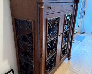 Vanguard Furniture Hutch