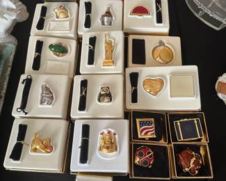 Estee Lauder compacts 