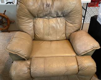 Large Recliner 