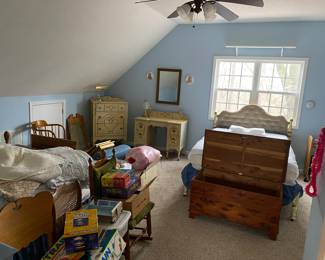 Upstairs bedroom 
