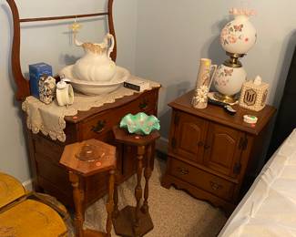 Oak wash stand, night stand, pair of plant stands. 