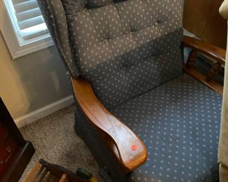Rocking recliner 