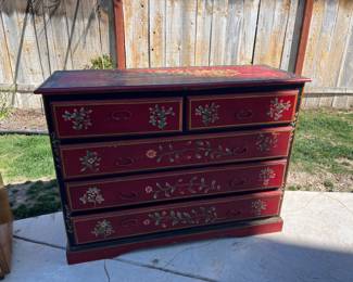 Gorgeous dresser 