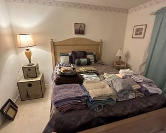 Full sized bed
