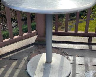 208 StainlessTopPedestalTable