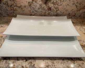 122 3XLCeramicServingPlattersOurTable   