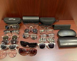 104 EyeWearCollection16Pairs   